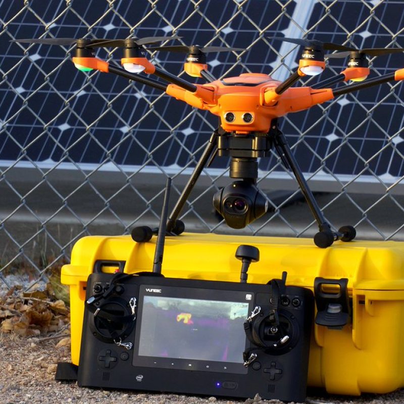 yuneec-typhoon-h520-box